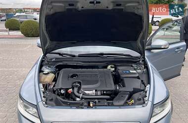 Универсал Volvo V50 2010 в 