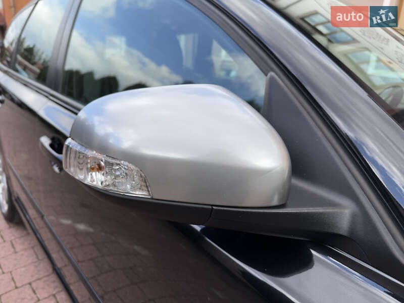 Універсал Volvo V50 2012 в Стрию