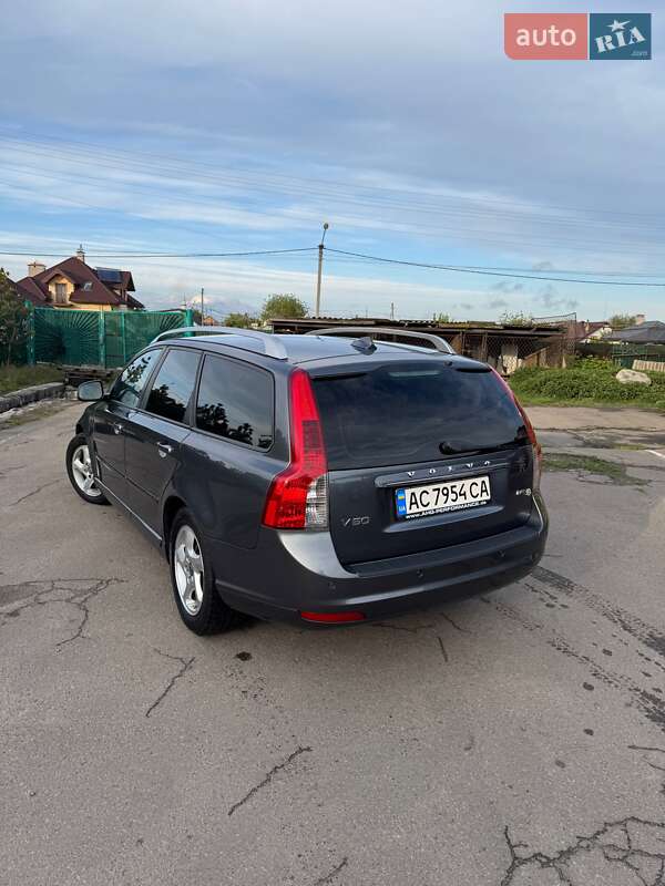 Універсал Volvo V50 2012 в Луцьку