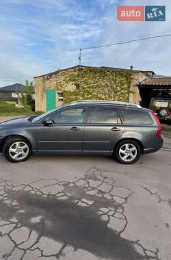 Универсал Volvo V50 2012 в 
