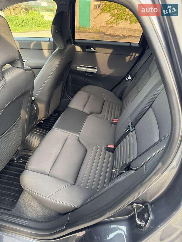Універсал Volvo V50 2012 в Луцьку