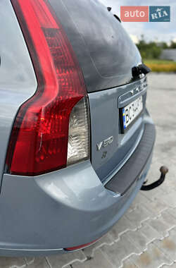 Универсал Volvo V50 2012 в 