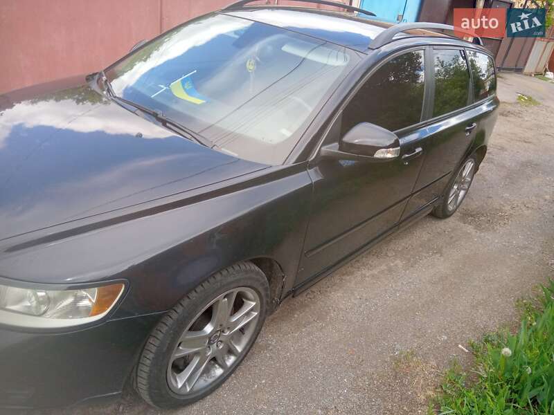 Volvo V50 2009