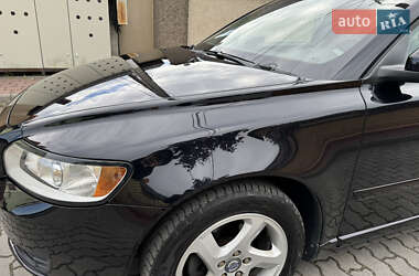 Универсал Volvo V50 2012 в 