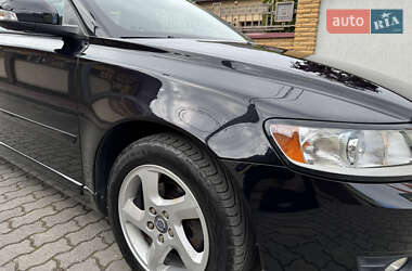 Универсал Volvo V50 2012 в 