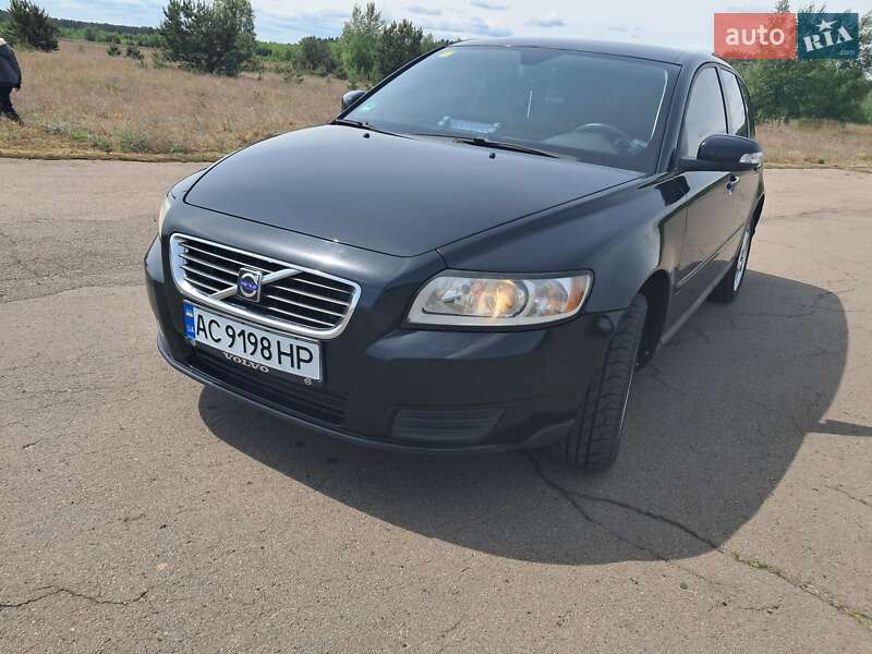 Универсал Volvo V50 2008 в Любешове