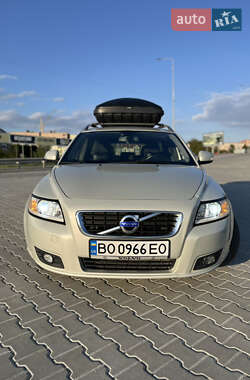 Универсал Volvo V50 2012 в 