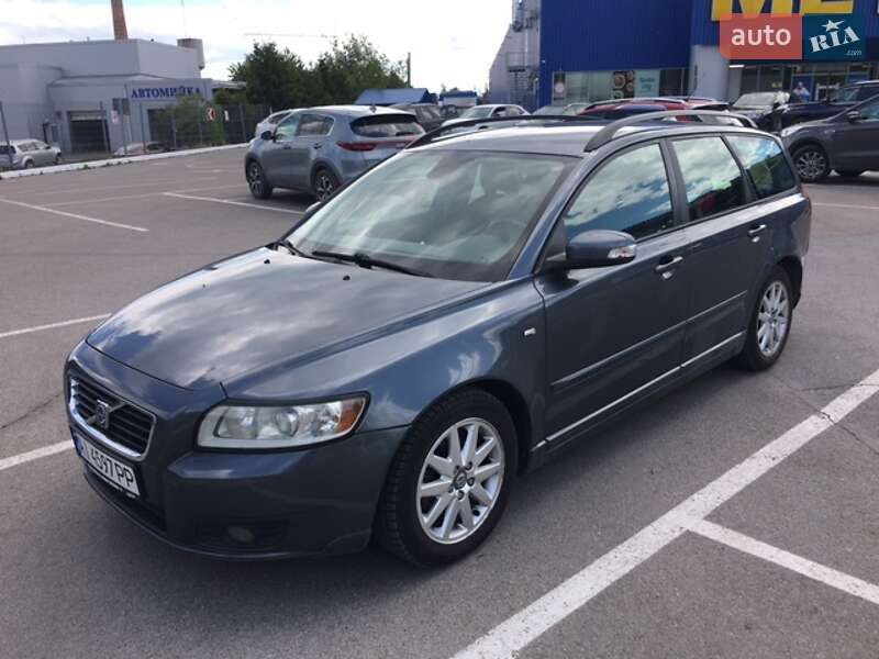 Универсал Volvo V50 2009 в 