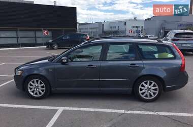 Универсал Volvo V50 2009 в 