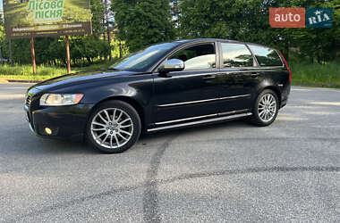 Универсал Volvo V50 2009 в 