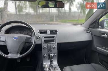 Универсал Volvo V50 2012 в 