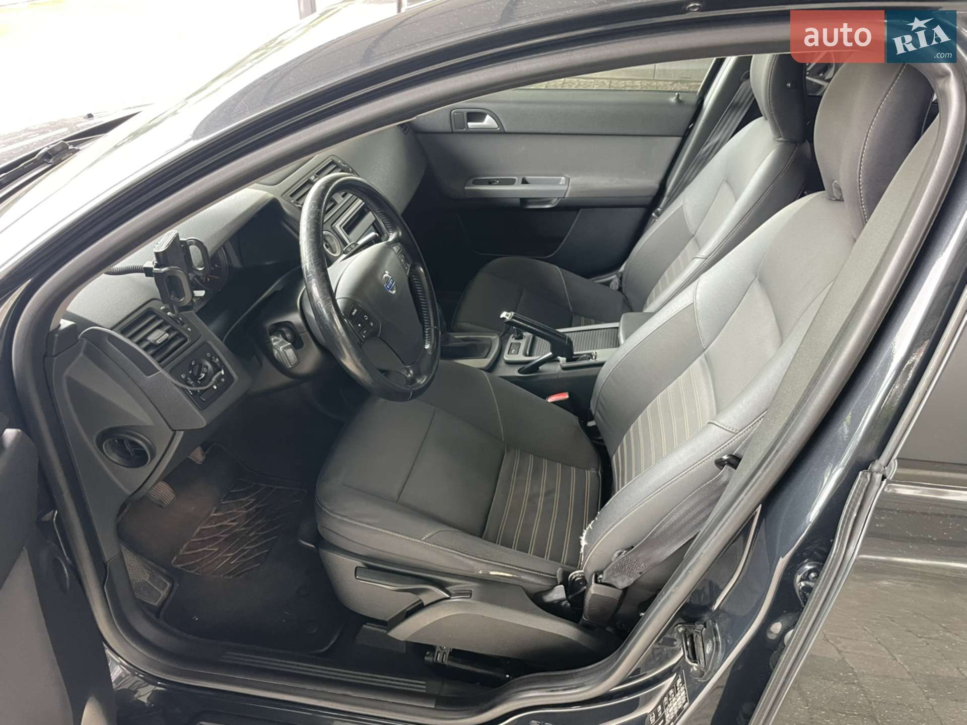 2010 Volvo V50 - мініатюра 7