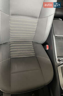 Универсал Volvo V50 2010 в 