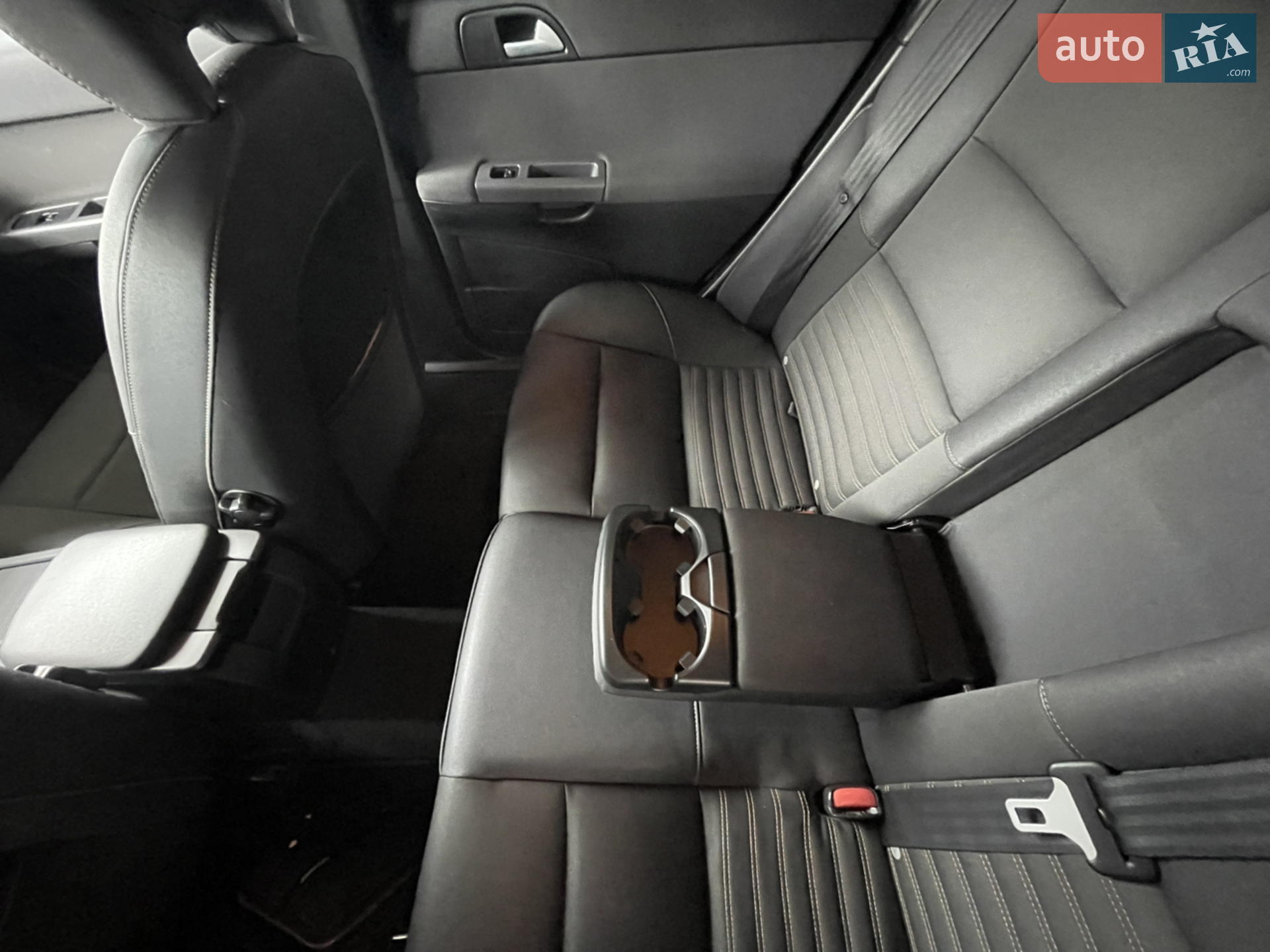 2010 Volvo V50 - мініатюра 19