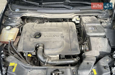 Универсал Volvo V50 2010 в 