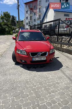Универсал Volvo V50 2012 в Кременце