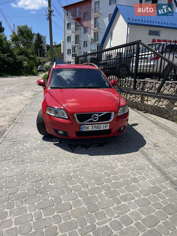 Volvo V50 2012