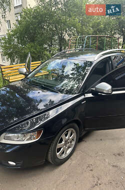 Универсал Volvo V50 2011 в 
