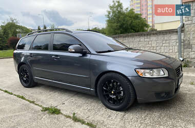 Універсал Volvo V50 2010 в Івано-Франківську