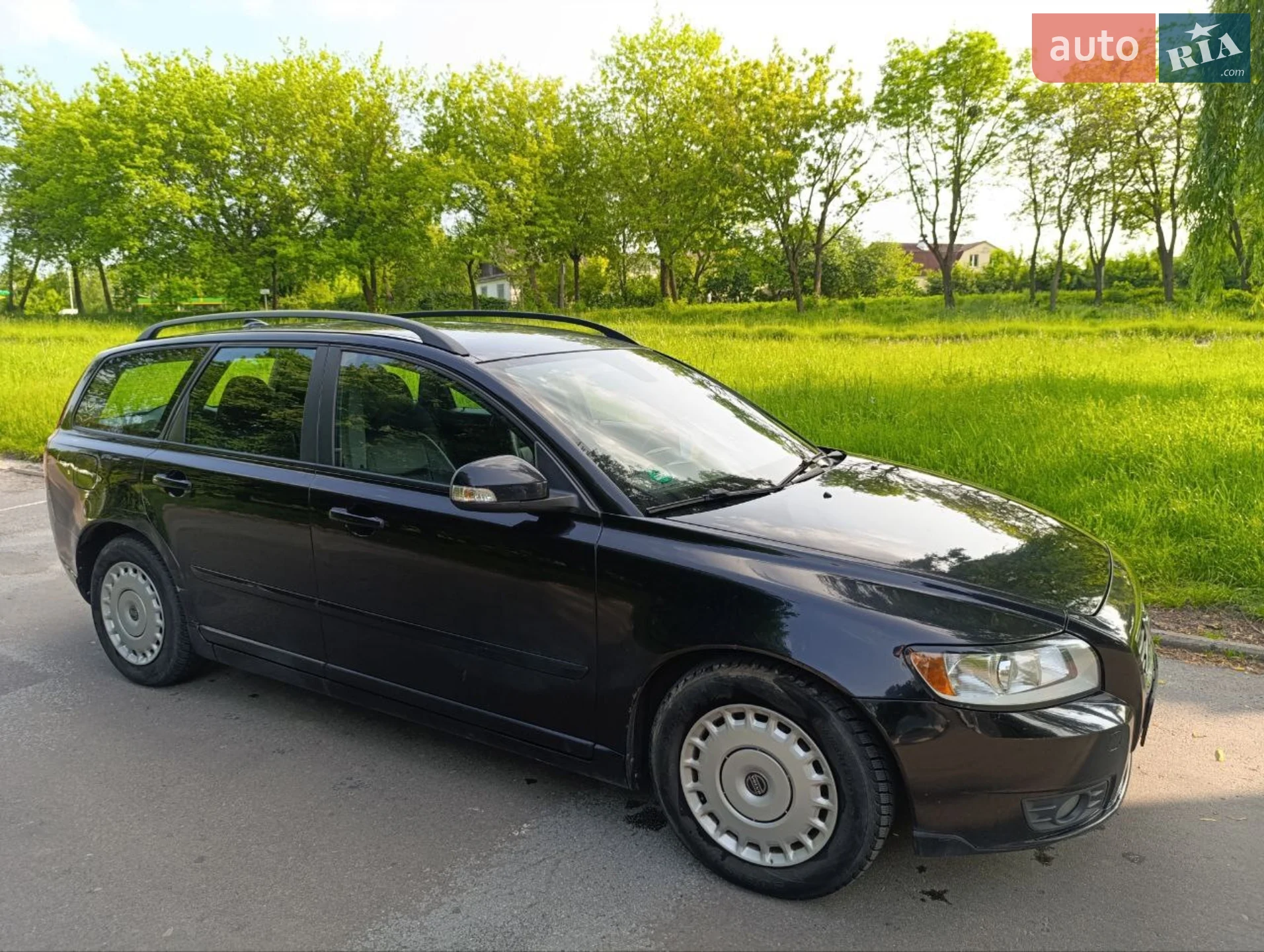 2010 Volvo V50 - фото 1