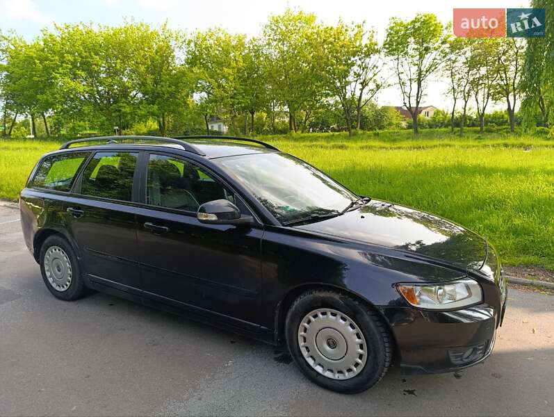 Volvo V50 2010