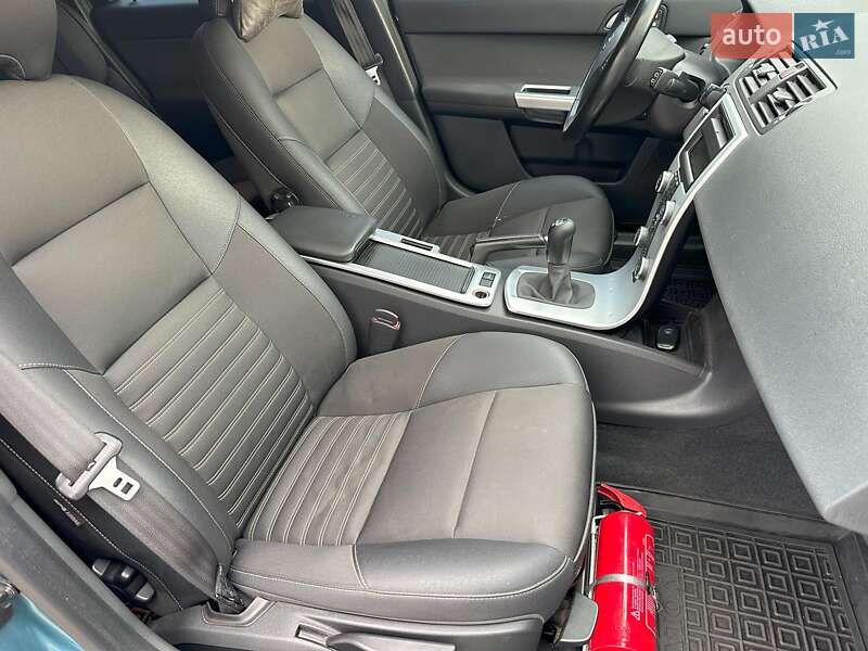 Универсал Volvo V50 2010 в Одессе
