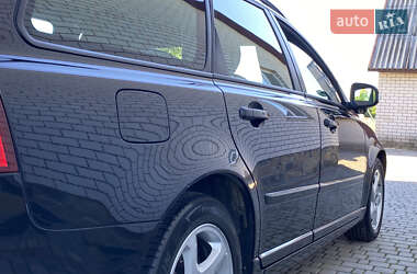 Универсал Volvo V50 2010 в 