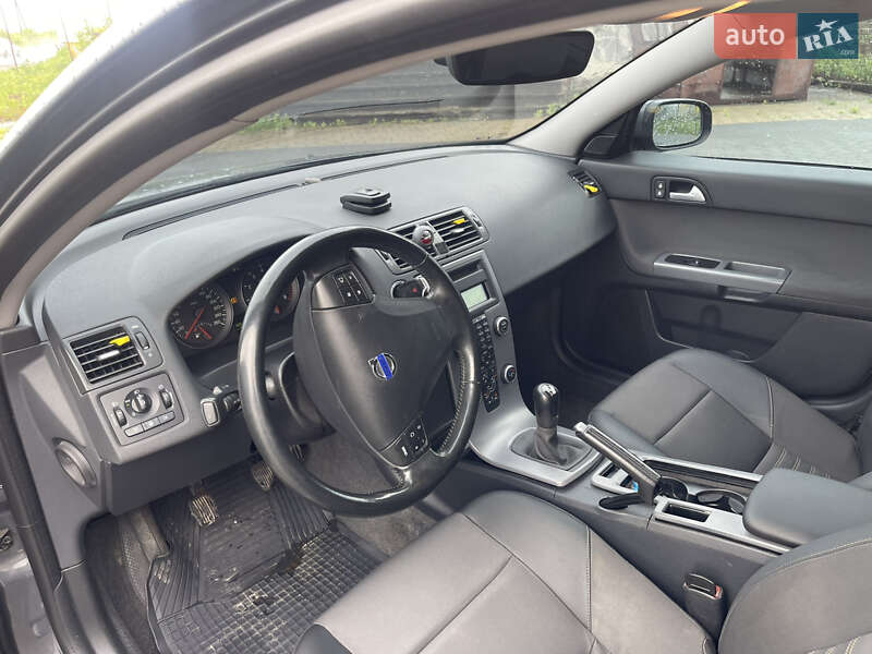 Універсал Volvo V50 2008 в Івано-Франківську