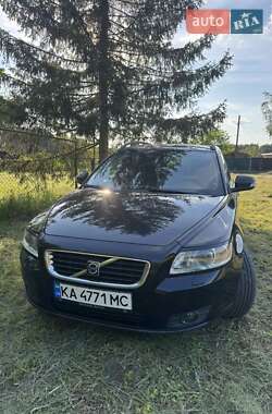 Универсал Volvo V50 2009 в 