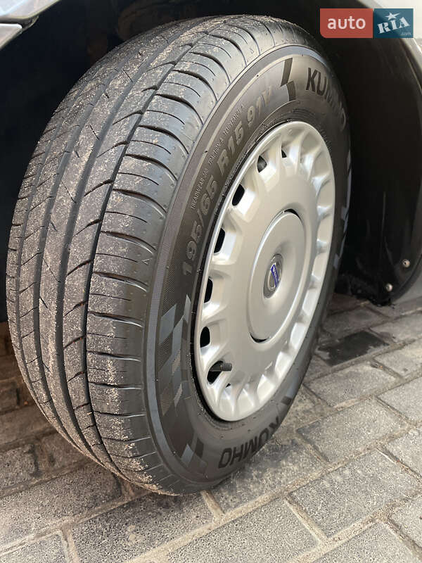 Універсал Volvo V50 2010 в Рівному