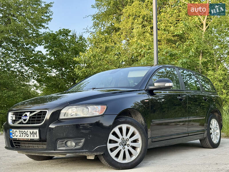 Универсал Volvo V50 2010 в Дрогобыче
