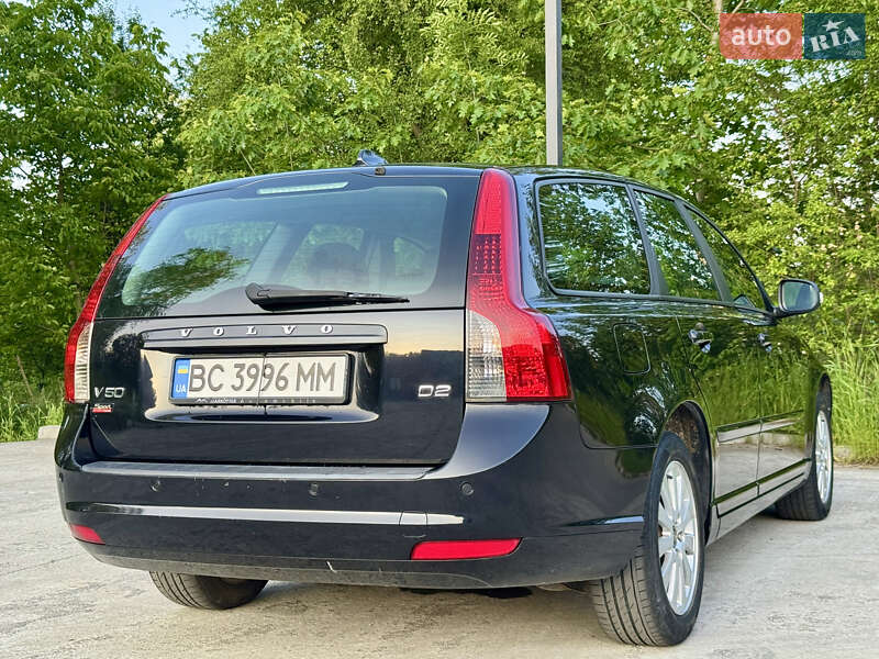 Универсал Volvo V50 2010 в Дрогобыче