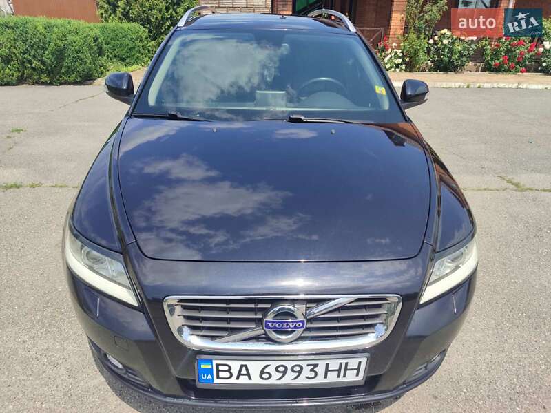 Универсал Volvo V50 2011 в 