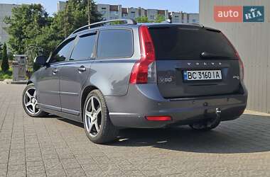 Универсал Volvo V50 2010 в 