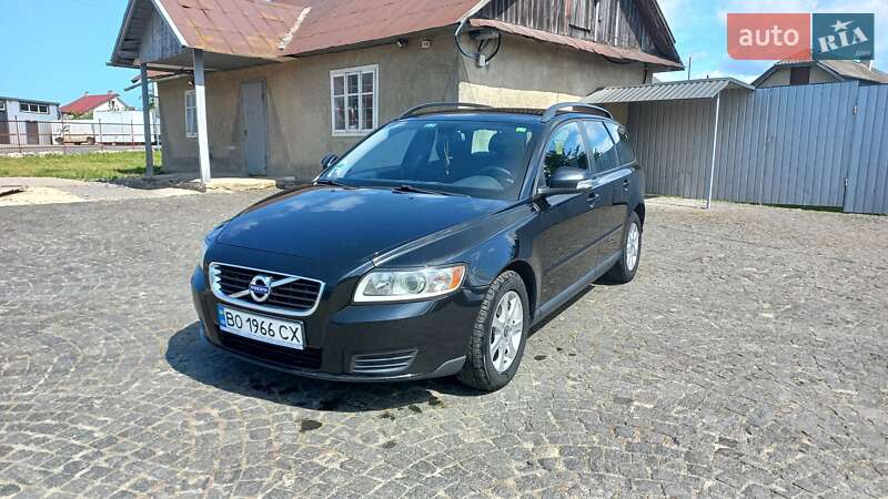 Volvo V50 2011 Volvo V50 2011