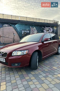 Универсал Volvo V50 2010 в 