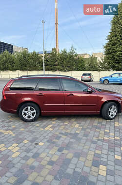 Универсал Volvo V50 2010 в 