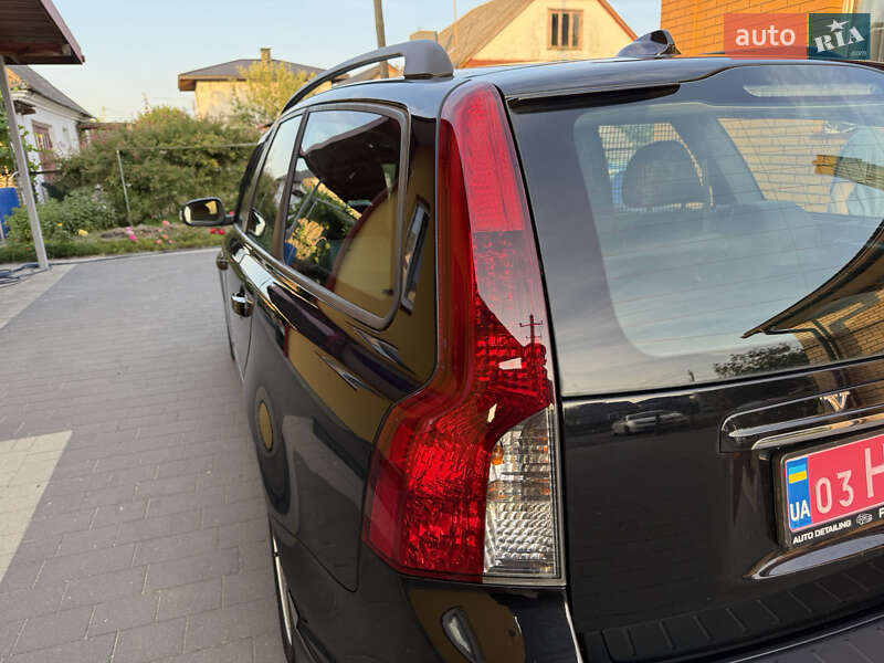 Універсал Volvo V50 2008 в Ковелі