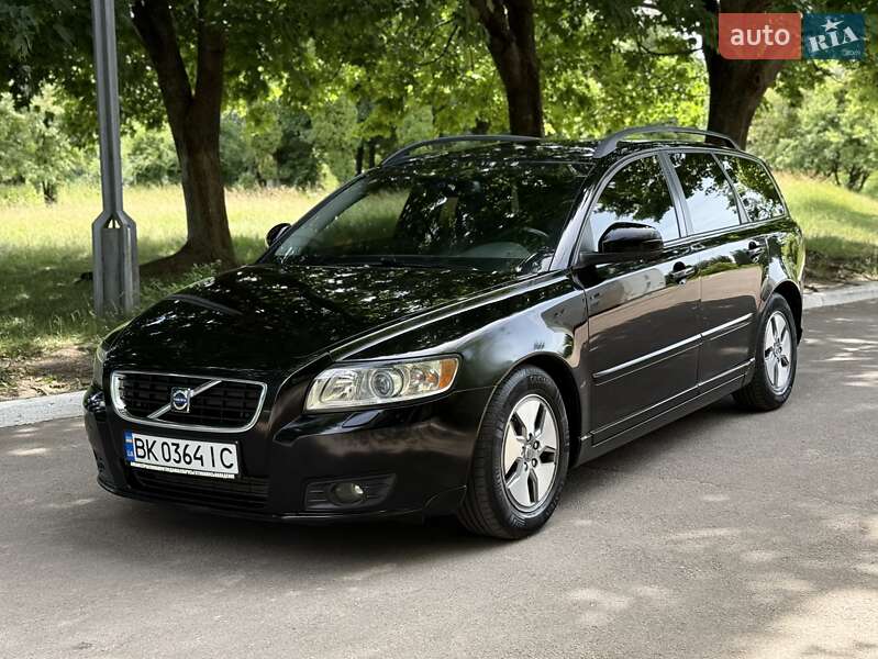 Volvo V50 2009