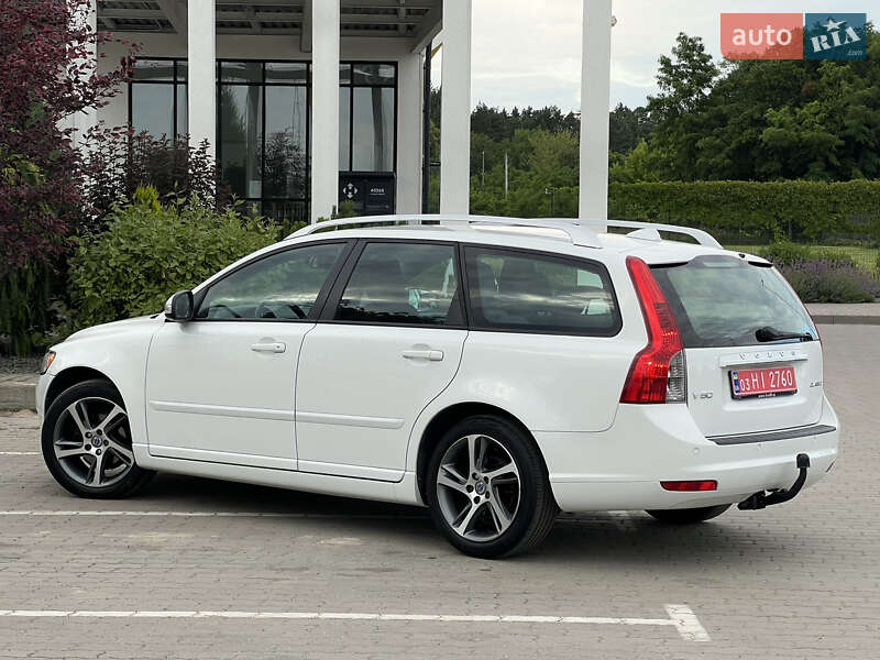 Універсал Volvo V50 2012 в Радивиліві