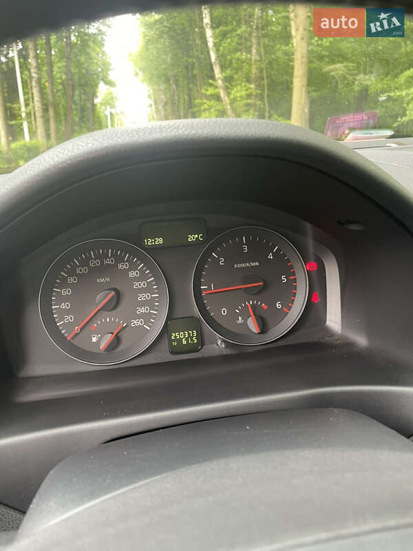 Универсал Volvo V50 2010 в Стрые фото 14 Универсал Volvo V50 2010 в Стрые