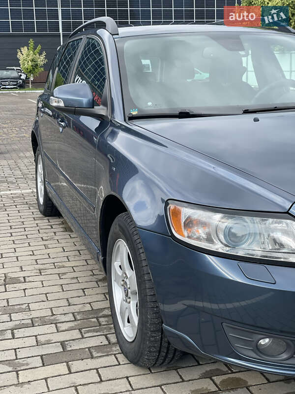 Универсал Volvo V50 2009 в Луцке