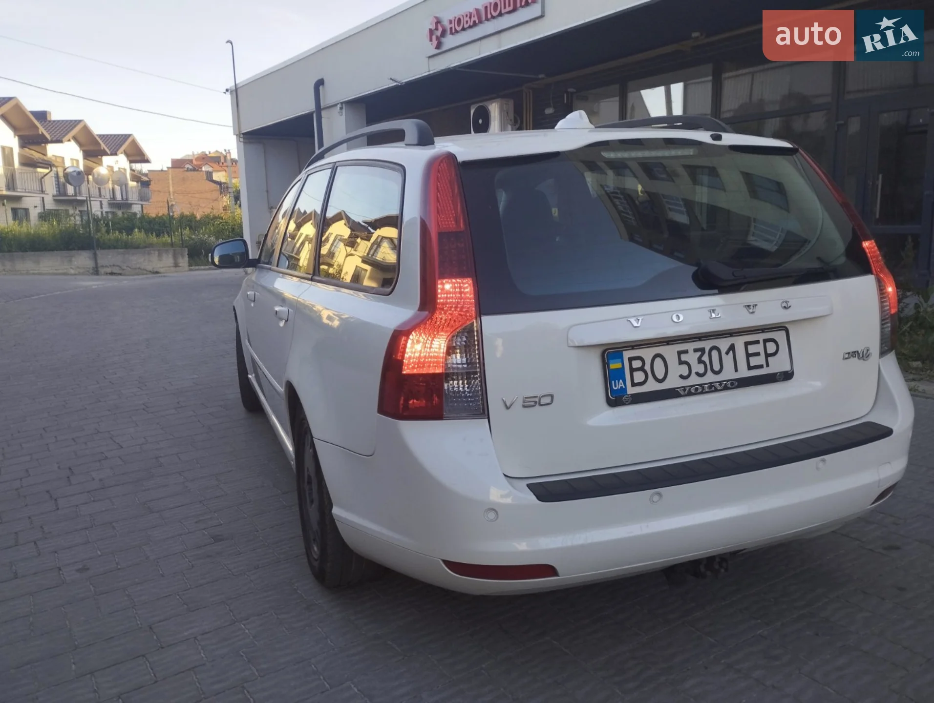 2010 Volvo V50 - мініатюра 4