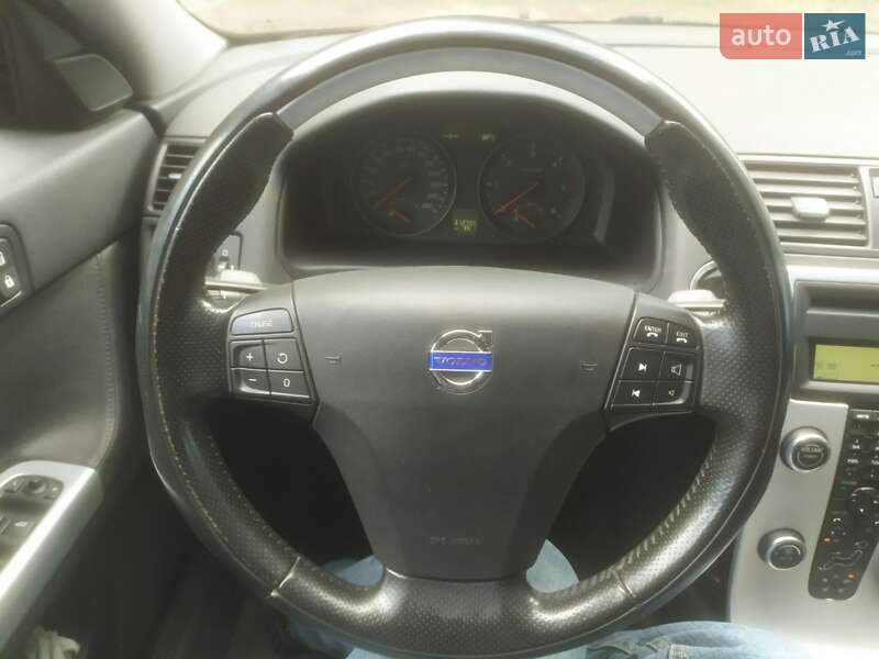 Универсал Volvo V50 2011 в Львове