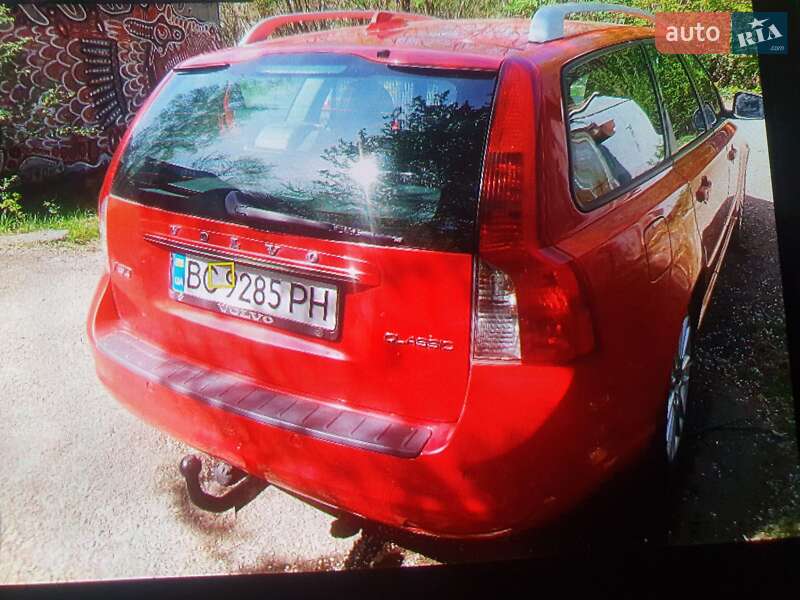 Универсал Volvo V50 2011 в Львове