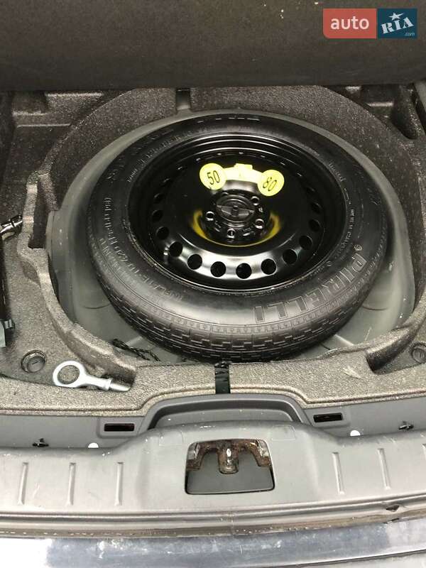 Универсал Volvo V50 2010 в Стрые