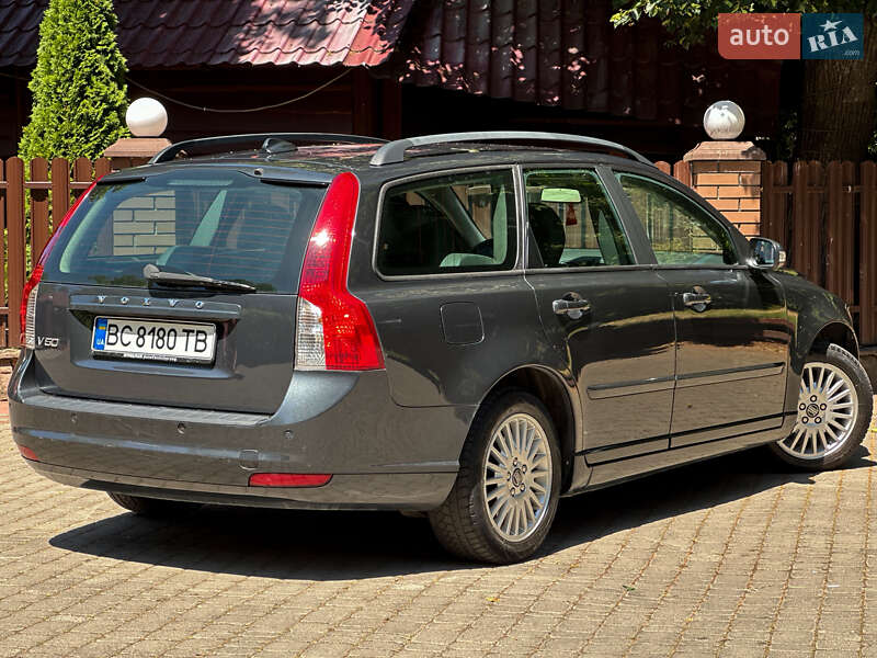 Універсал Volvo V50 2009 в Самборі