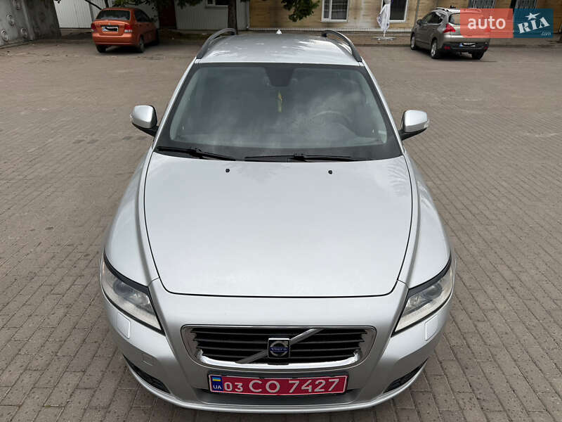 Універсал Volvo V50 2011 в Рівному