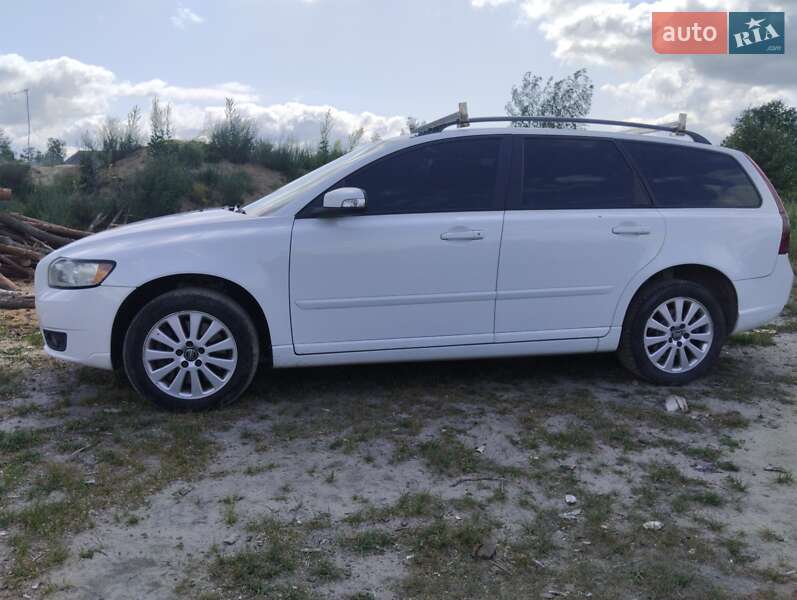 Volvo V50 2009
