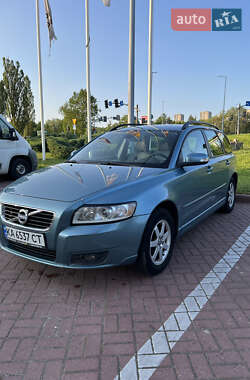 Универсал Volvo V50 2009 в 